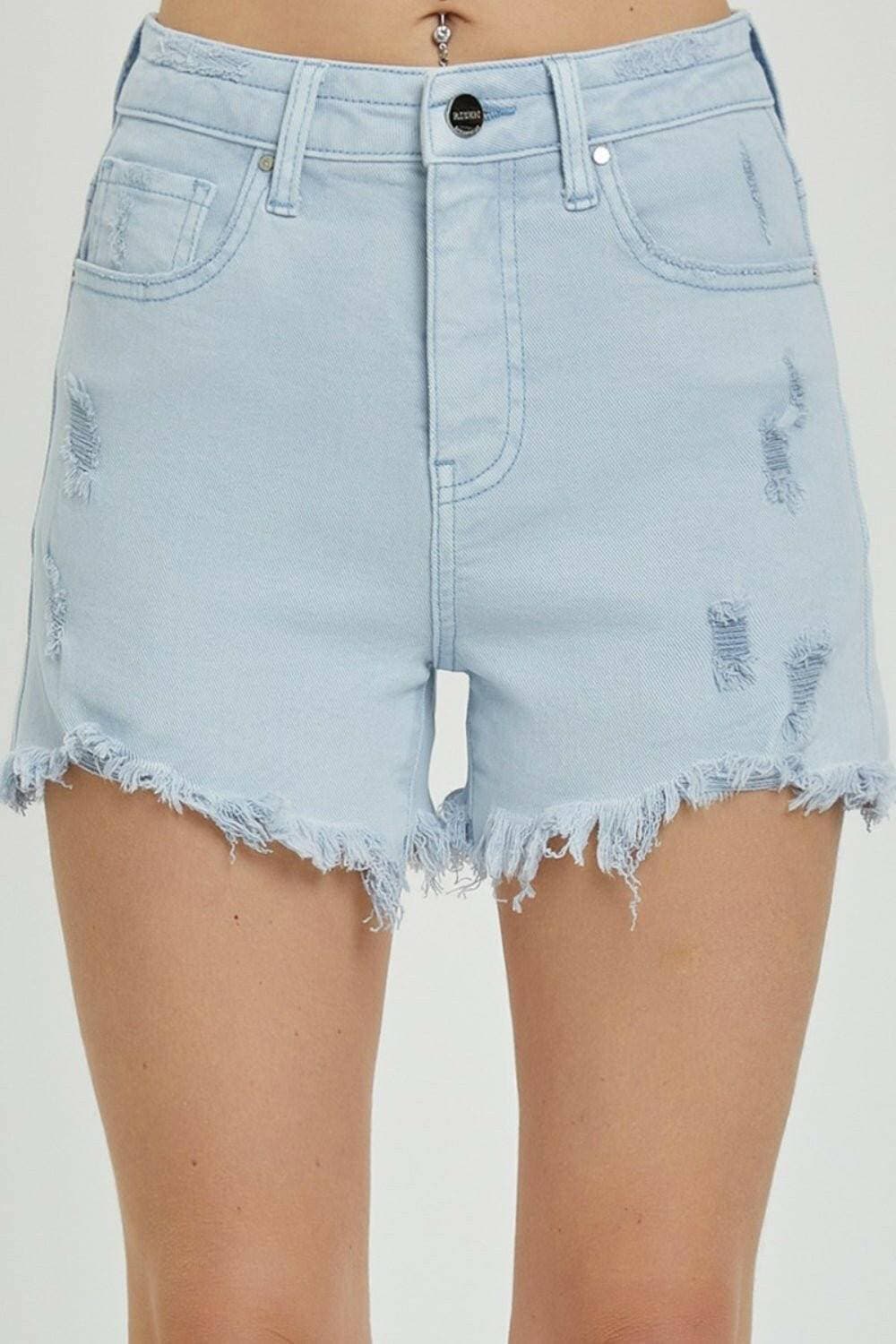 RISEN Distressed Denim Shorts - Stylish and Cozy Summer Must-HaveUpgrade Your Summer Wardrobe

Introducing the RISEN Distressed Denim Shorts - a perfect fusion of style and comfort that you'll want to wear all season long! These sLove Salve RISEN Distressed Denim Shorts - Stylishjeans