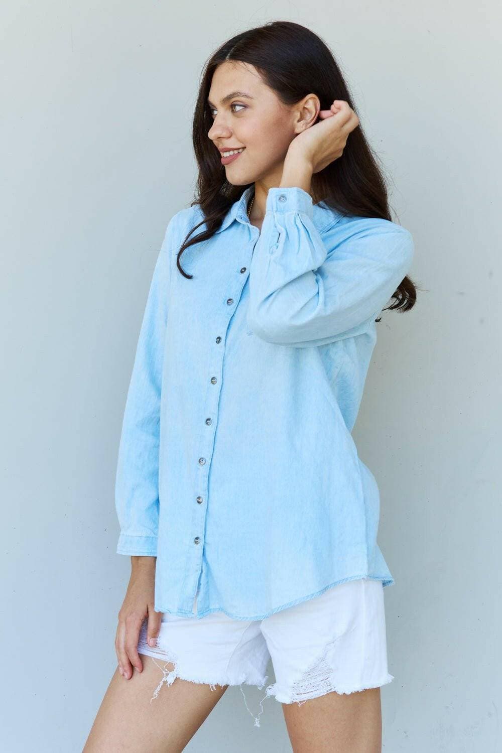 Blue Bliss Denim Chambray Button-Up Shirt - Light Blue - Stylish and CStylish and Comfortable Choice

Experience the ultimate blend of style and comfort with the Blue Bliss Denim Chambray Button-Up Shirt. This light blue shirt is more Love Salve Blue Bliss Denim Chambray Button-jeans