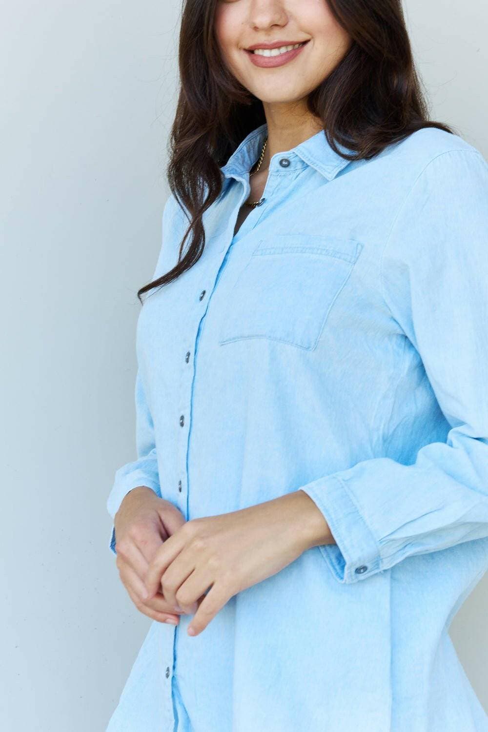 Blue Bliss Denim Chambray Button-Up Shirt - Light Blue - Stylish and CStylish and Comfortable Choice

Experience the ultimate blend of style and comfort with the Blue Bliss Denim Chambray Button-Up Shirt. This light blue shirt is more Love Salve Blue Bliss Denim Chambray Button-jeans