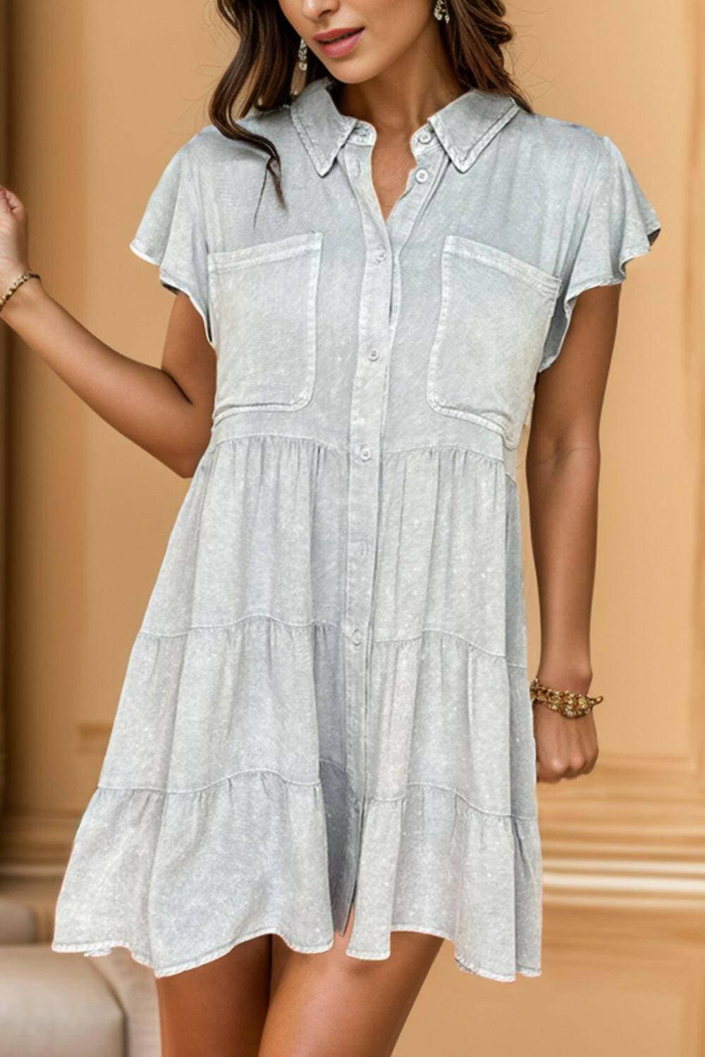 Denim Dress with Button-Up Cap Sleeves - Elegant Wardrobe EssentialUpgrade Your Wardrobe with Style
Introducing our Denim Dress with Button-Up Cap Sleeves, the elegant essential your closet needs. This versatile dress seamlessly bleLove Salve Cap Sleeves - Elegant Wardrobe Essentialjeans