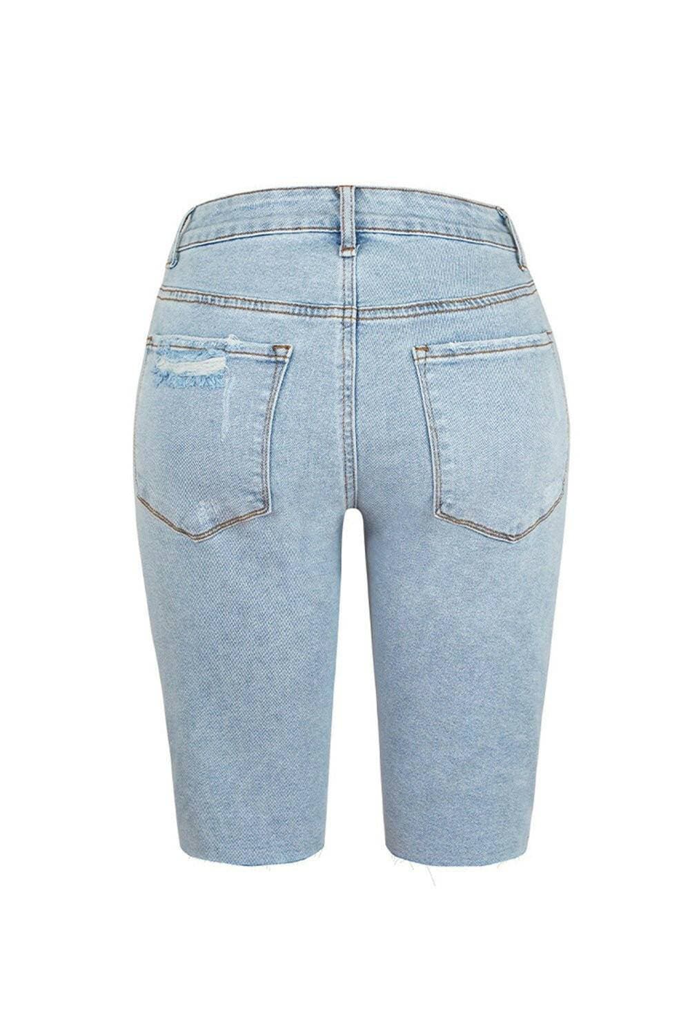 Raw Edge Distressed Denim ShortsUpgrade Your Summer Wardrobe
Introducing our Raw Edge Distressed Denim Shorts, the perfect blend of style and comfort. Designed for the fashion-forward individual, tLove Salve Raw Edge Distressed Denim Shortsjeans