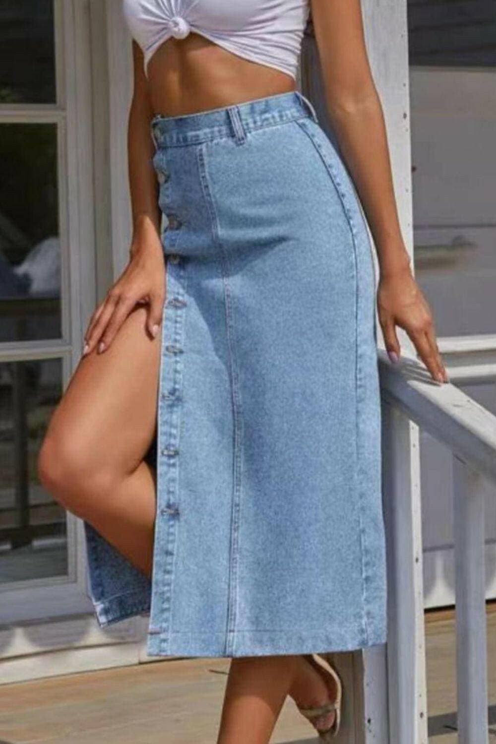 Chic denim midi skirt with slit