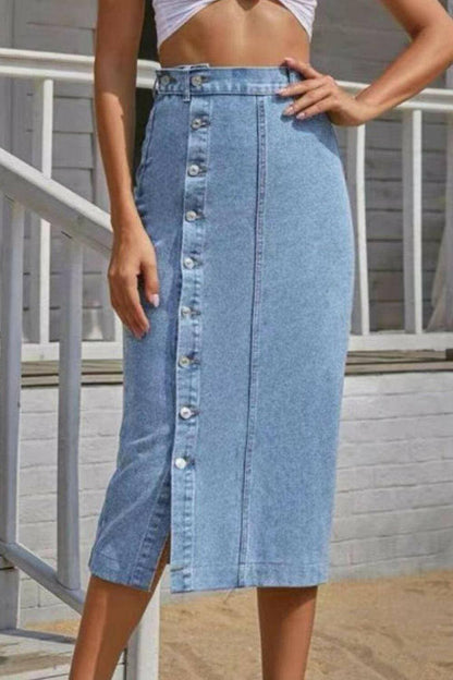 Chic denim midi skirt with slit