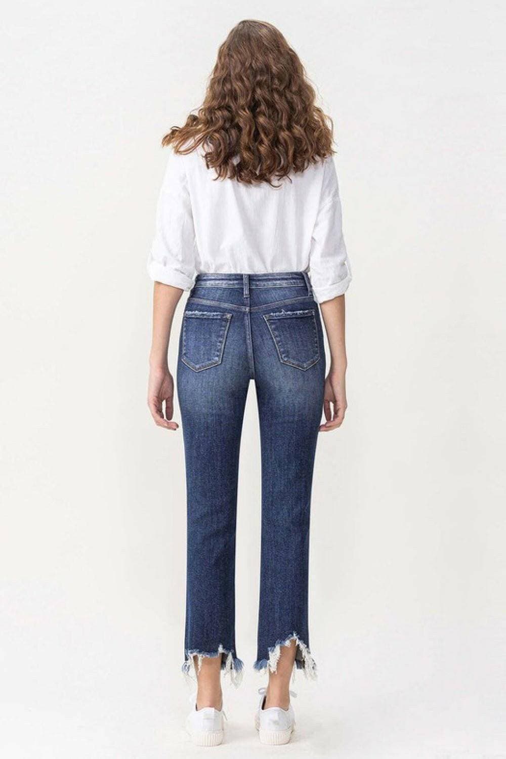 Edgy Distressed Straight Crop Jeans: Stil-neudefinierende Edition