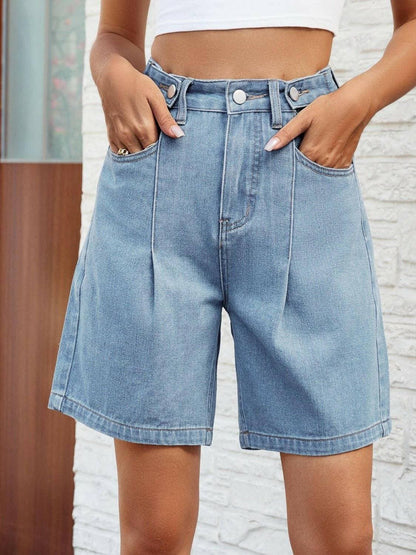 Chic High-Waisted Denim Shorts with Handy PocketsUpgrade Your Summer Wardrobe with Chic High-Waisted Denim Shorts

Revamp your summer look effortlessly with our Chic High-Waisted Denim Shorts. Crafted with a figureLove Salve Chic High-Waisted Denim Shortsjeans