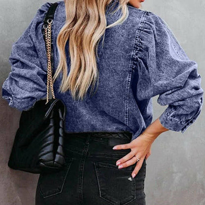 Denim Button-Up Shirt with Stylish CollarDenim Button-Up Shirt with Stylish Collar

Upgrade Your Style with our Denim Button-Up Shirt that effortlessly combines sophistication and casual charm. This shirt iLove Salve Denim Button-jeans