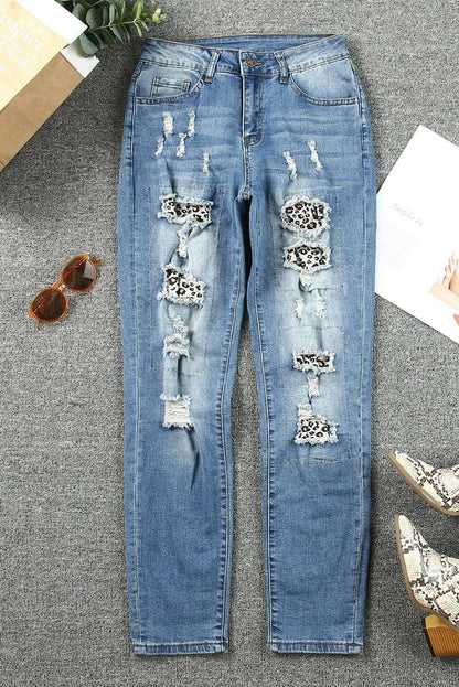 Leopard print distressed skinny jeans with chic pockets