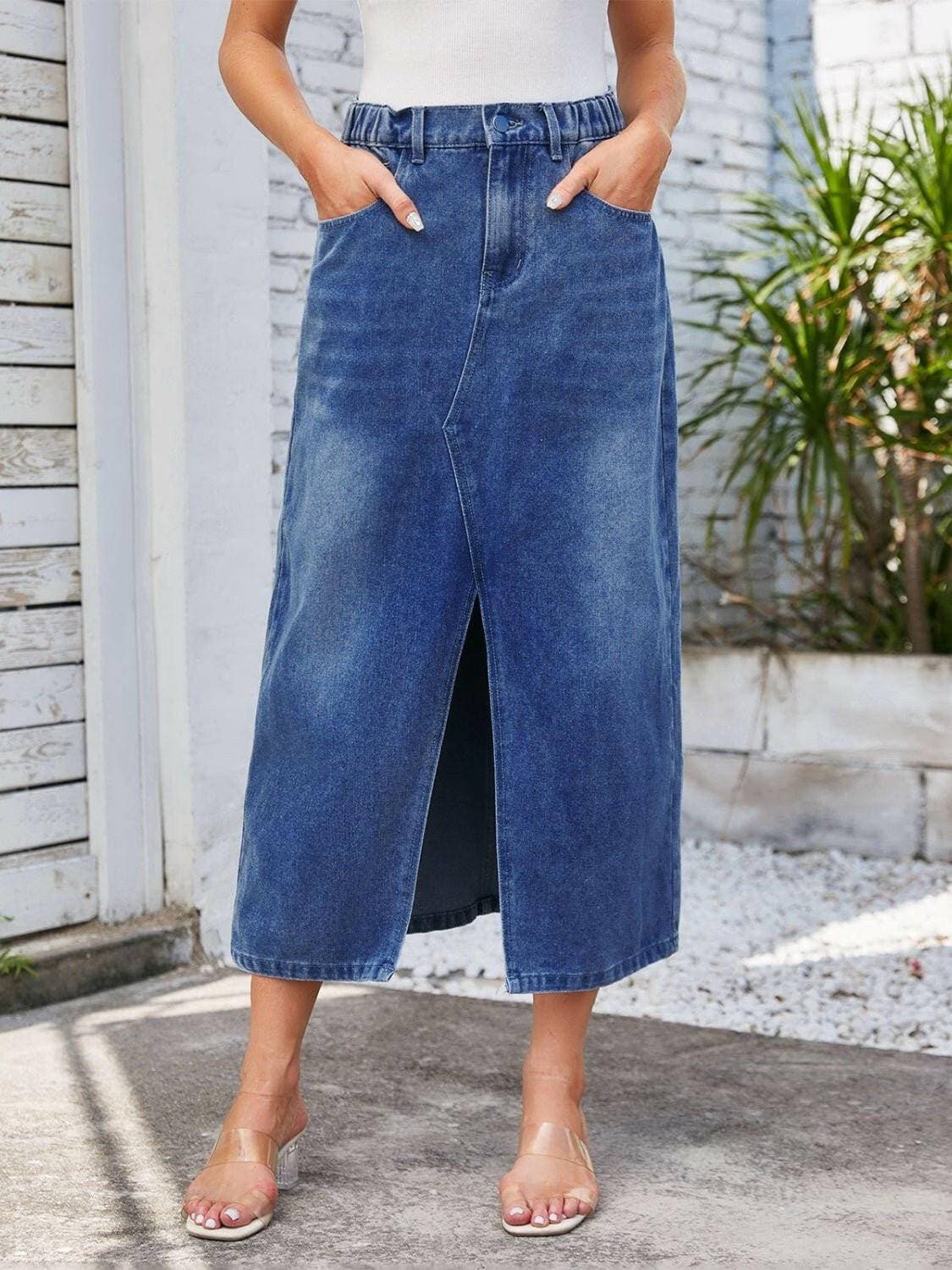 Stylish Side Slit Denim Midi Skirt with PocketsStylish Side Slit Denim Midi Skirt with Pockets

 Upgrade Your Style
 Make a fashion statement with our Stylish Side Slit Denim Midi Skirt with Pockets, a must-have Love Salve Stylish Side Slit Denim Midi Skirtjeans