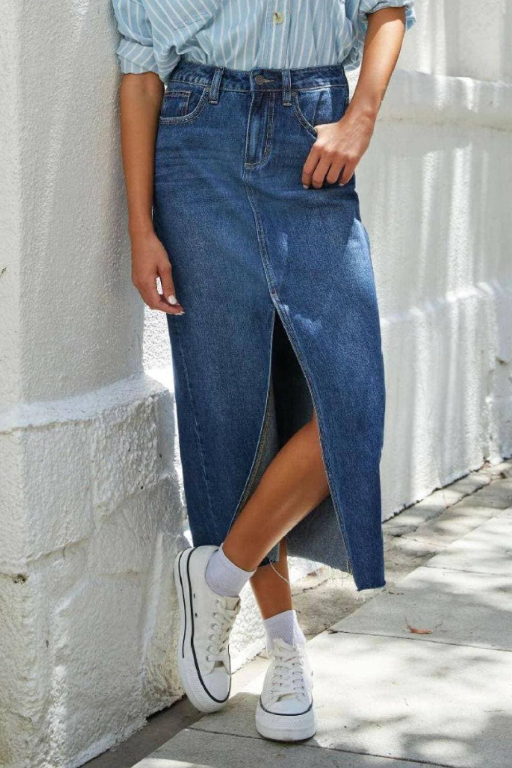 Chic distressed denim skirt with slit