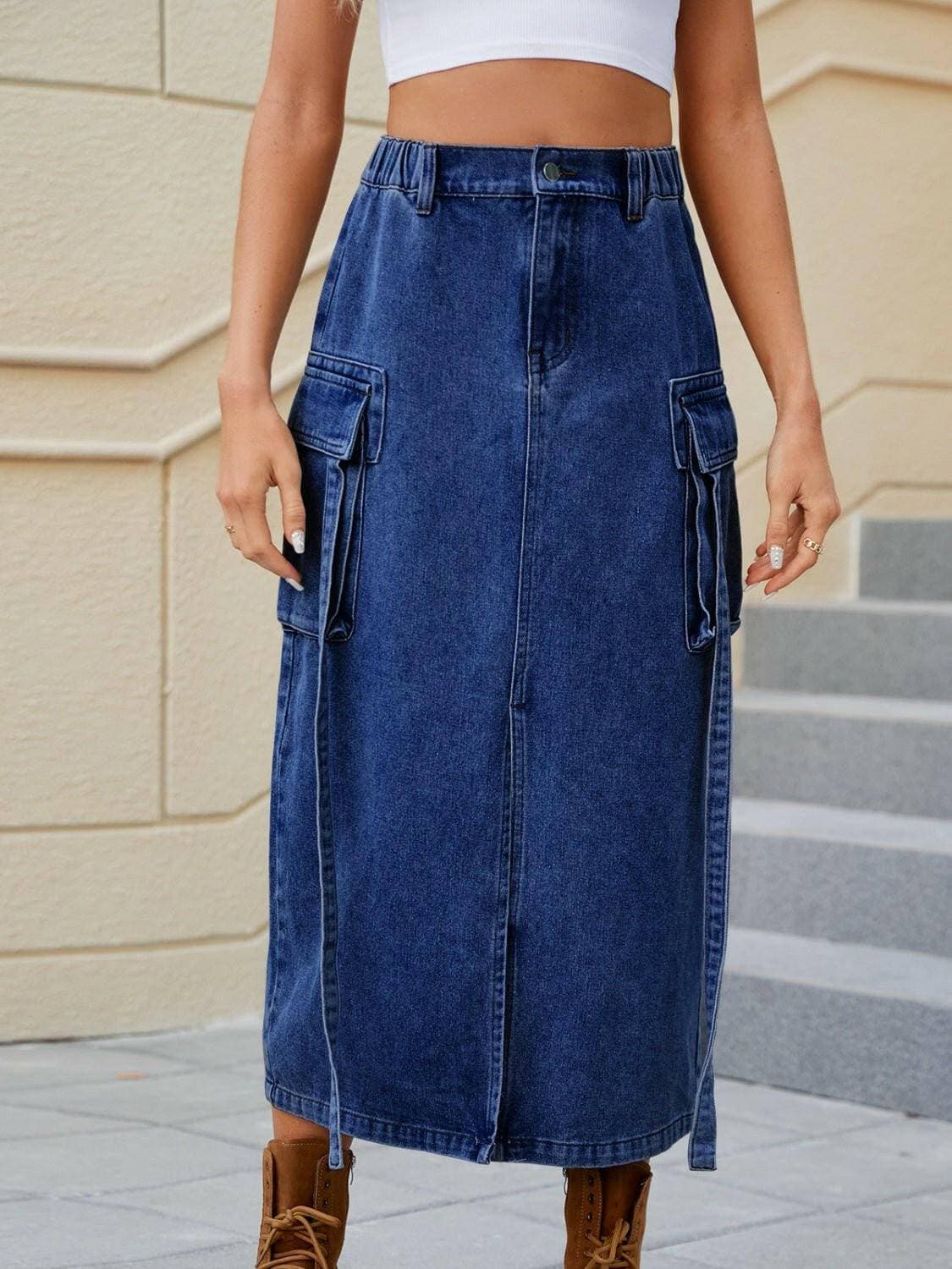 Chic High Waist Denim Skirt with Functional Slit PocketsChic High Waist Denim Skirt with Functional Slit Pockets

Upgrade your wardrobe with our Chic High Waist Denim Skirt, designed for those who want to enhance their faLove Salve Chic High Waist Denim Skirtjeans