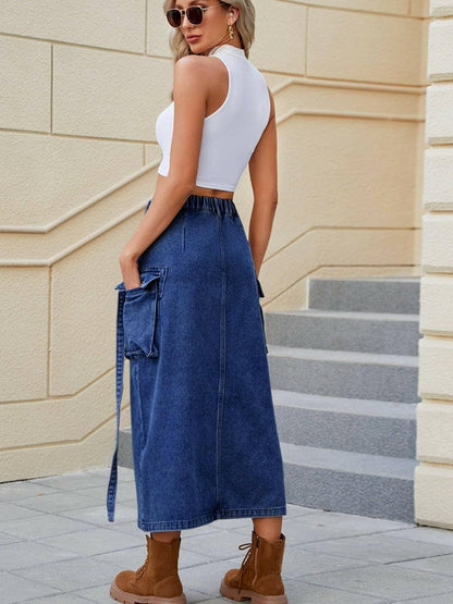 Chic High Waist Denim Skirt with Functional Slit PocketsChic High Waist Denim Skirt with Functional Slit Pockets

Upgrade your wardrobe with our Chic High Waist Denim Skirt, designed for those who want to enhance their faLove Salve Chic High Waist Denim Skirtjeans