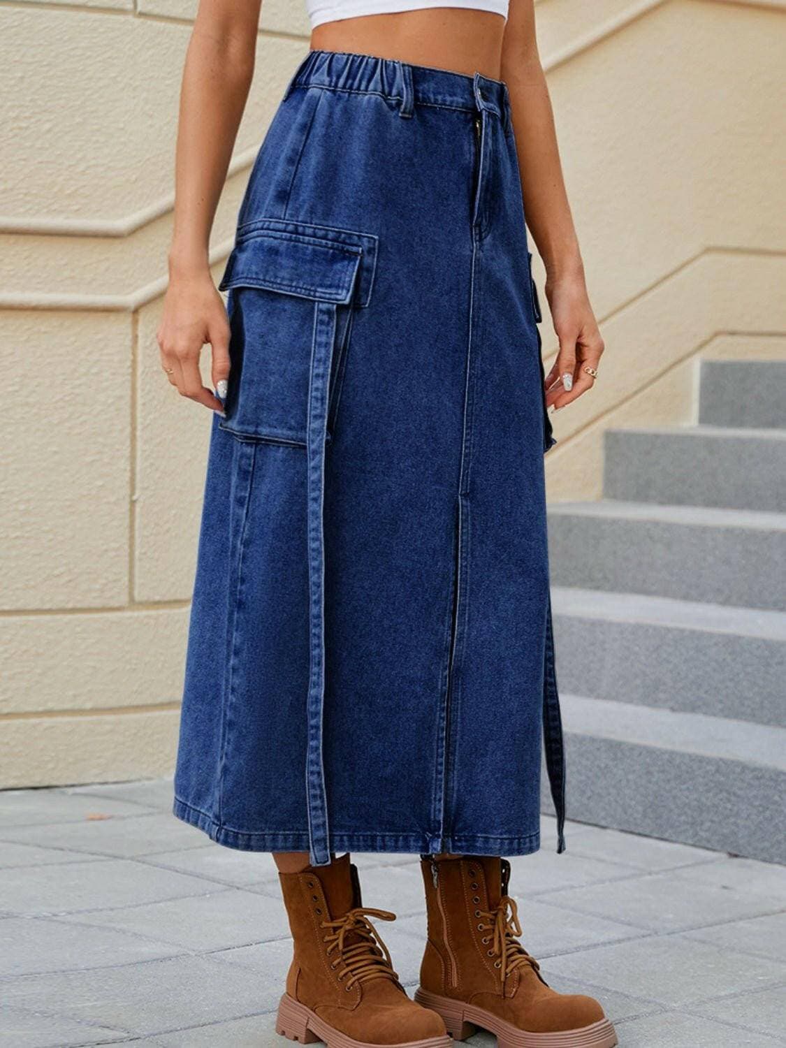 Chic High Waist Denim Skirt with Functional Slit PocketsChic High Waist Denim Skirt with Functional Slit Pockets

Upgrade your wardrobe with our Chic High Waist Denim Skirt, designed for those who want to enhance their faLove Salve Chic High Waist Denim Skirtjeans