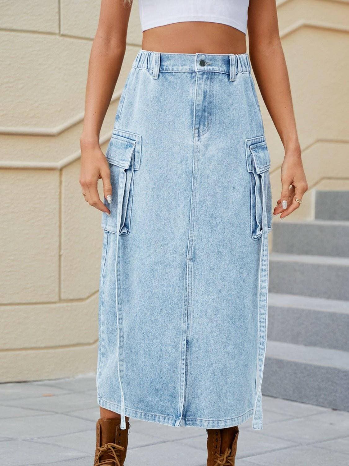 Chic High Waist Denim Skirt with Functional Slit PocketsChic High Waist Denim Skirt with Functional Slit Pockets

Upgrade your wardrobe with our Chic High Waist Denim Skirt, designed for those who want to enhance their faLove Salve Chic High Waist Denim Skirtjeans