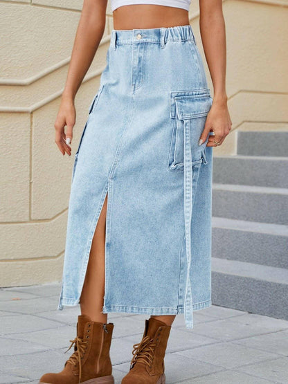 Chic High Waist Denim Skirt with Functional Slit PocketsChic High Waist Denim Skirt with Functional Slit Pockets

Upgrade your wardrobe with our Chic High Waist Denim Skirt, designed for those who want to enhance their faLove Salve Chic High Waist Denim Skirtjeans