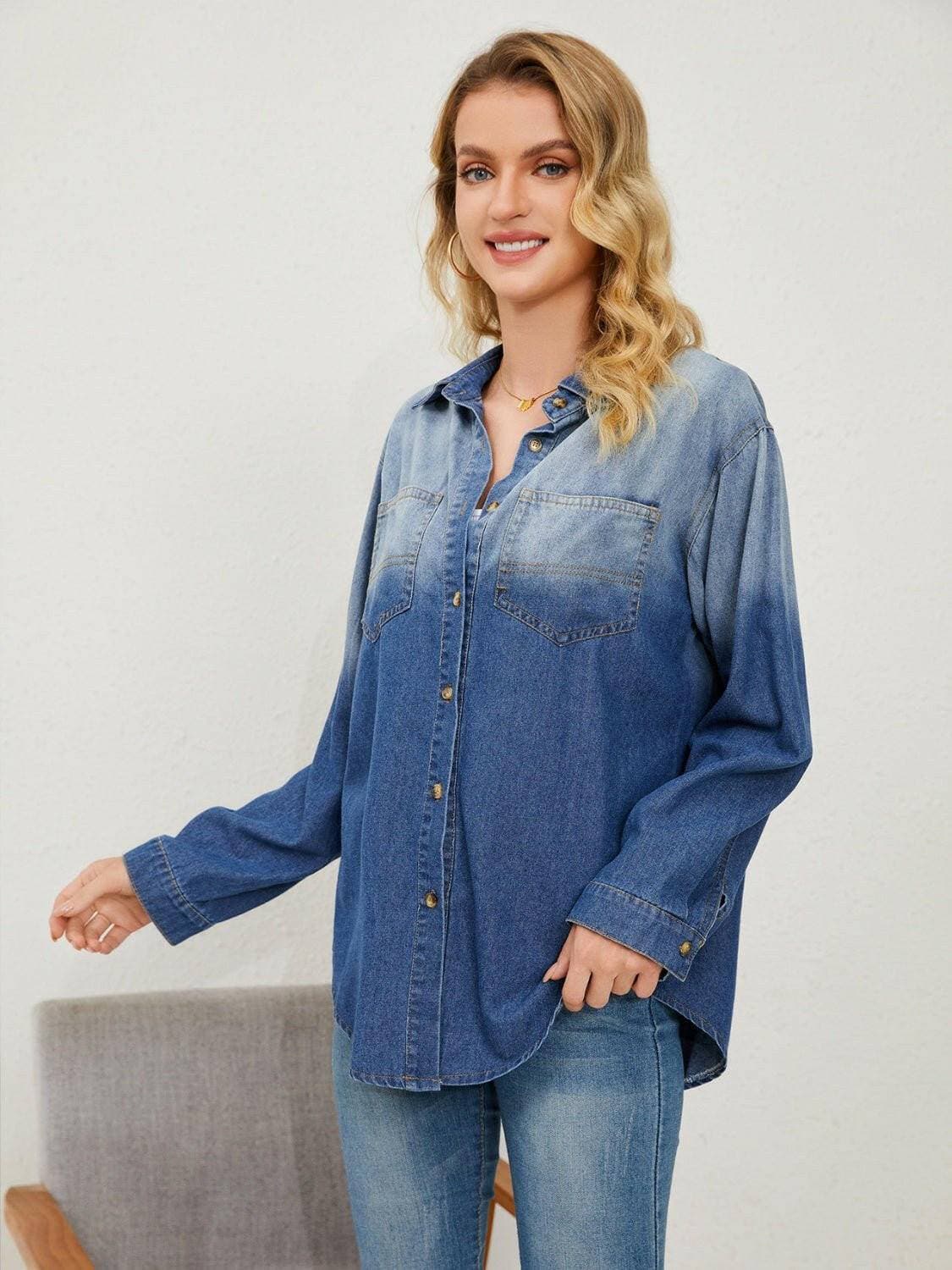 Chic drop shoulder denim jacket with stylish pockets