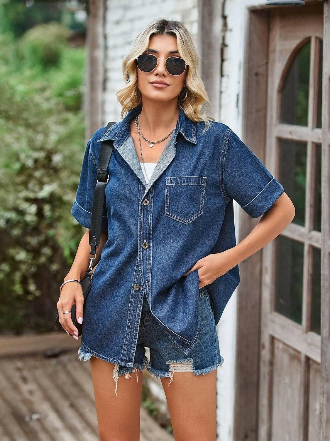 Stylish denim button-up shirt with handy pockets and short sleeves