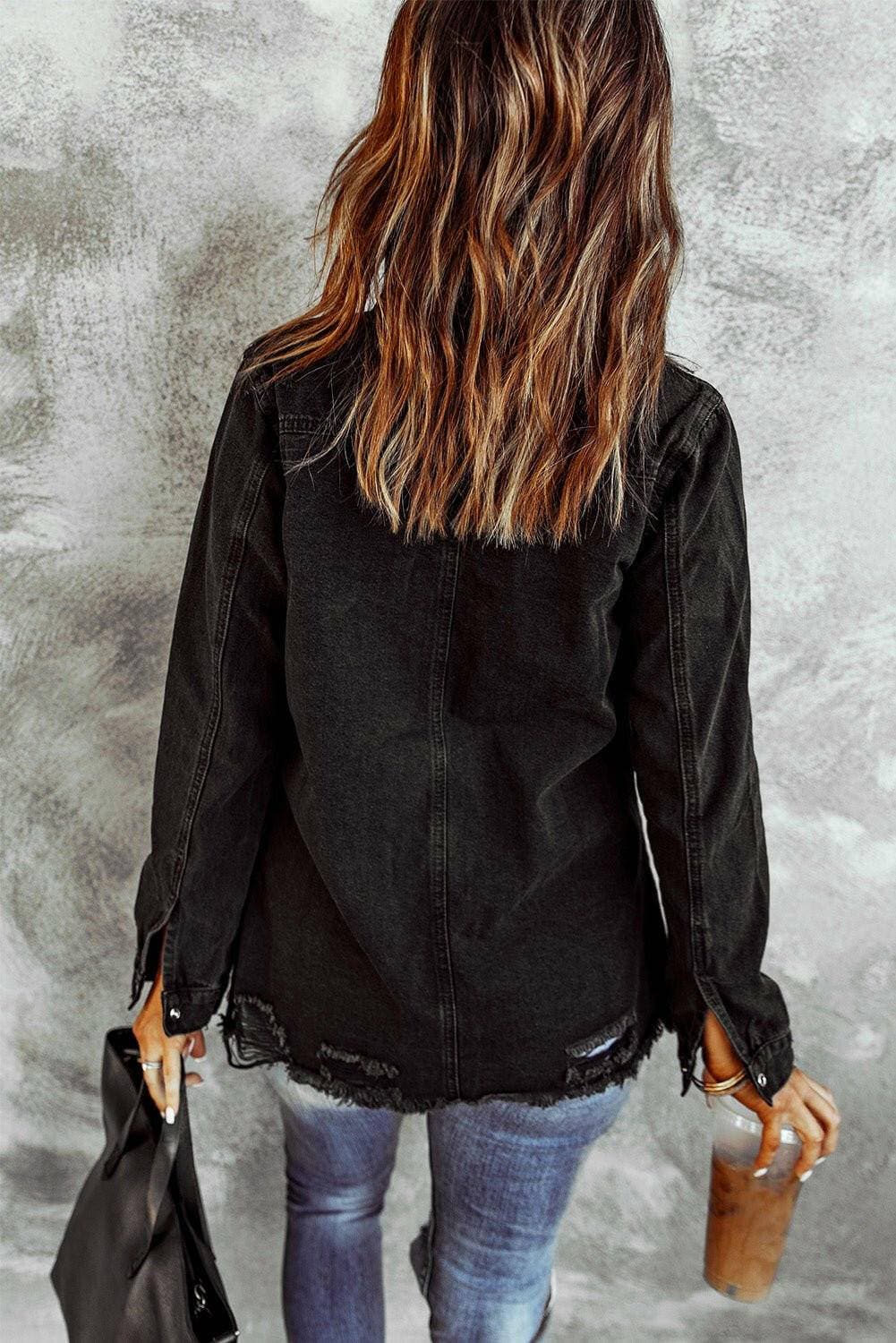 Urban Edge Distressed Denim Jacket with Raw HemUnleash Your Inner Style Icon

Embrace the edgy aesthetics of the Urban Edge Distressed Denim Jacket with Raw Hem. This jacket is designed for those who dare to stanLove Salve Urban Edge Distressed Denim Jacketjeans