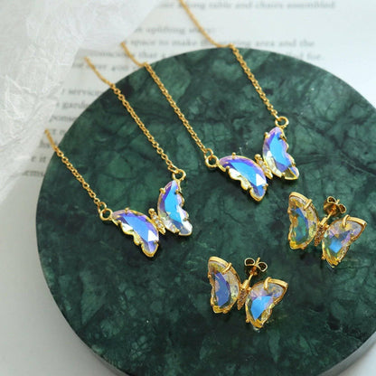 Elegant Butterfly Gold-Plated NecklaceElegant Butterfly Gold-Plated Necklace
 Indulge in sophistication and grace with our Elegant Butterfly Gold-Plated Necklace. Elevate your style with this exquisite sLove Salve Elegant Butterfly Gold-Plated NecklaceJewelry