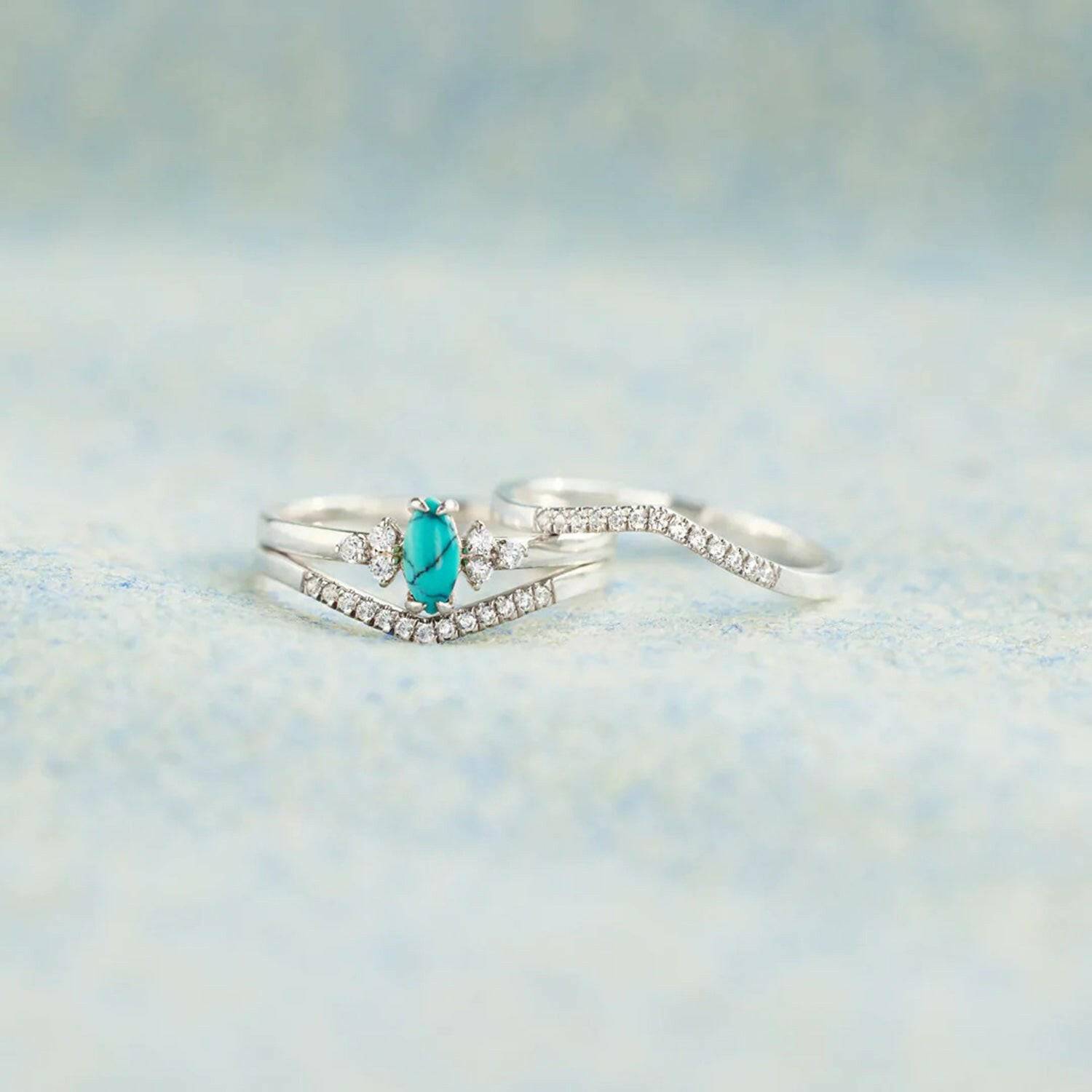 Vivid Turquoise V-Shaped Zircon Ring Set with Convertible Style - Love Salve 