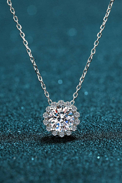 Elegant Blossom Moissanite Flower Pendant NecklaceElegant Blossom Moissanite Flower Pendant Necklace
 Indulge in sophistication and elevate your style with our meticulously crafted Elegant Blossom Moissanite Flower Love Salve Elegant Blossom Moissanite Flower Pendant NecklaceJewelry