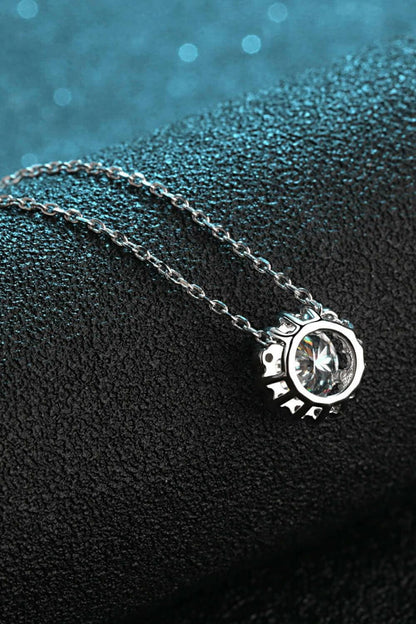 Elegant Blossom Moissanite Flower Pendant NecklaceElegant Blossom Moissanite Flower Pendant Necklace
 Indulge in sophistication and elevate your style with our meticulously crafted Elegant Blossom Moissanite Flower Love Salve Elegant Blossom Moissanite Flower Pendant NecklaceJewelry