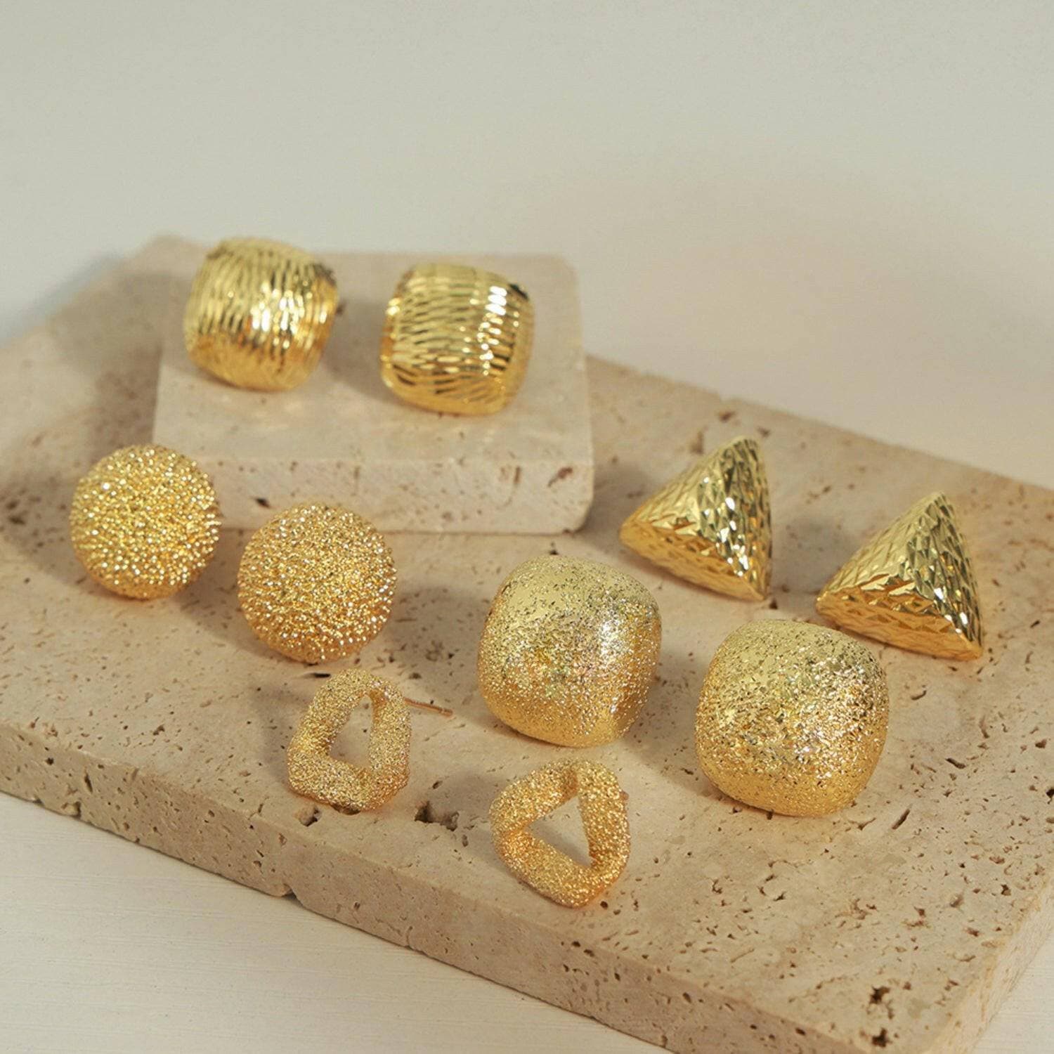 Golden Geometric Stud Earrings - Luxurious Addition to Your AccessorieEnhance Your Style with Golden Geometric Stud Earrings
 Step into sophistication with our stunning Golden Geometric Stud Earrings, a luxurious addition to elevate yoLove Salve Golden Geometric Stud Earrings - Luxurious AdditionJewelry