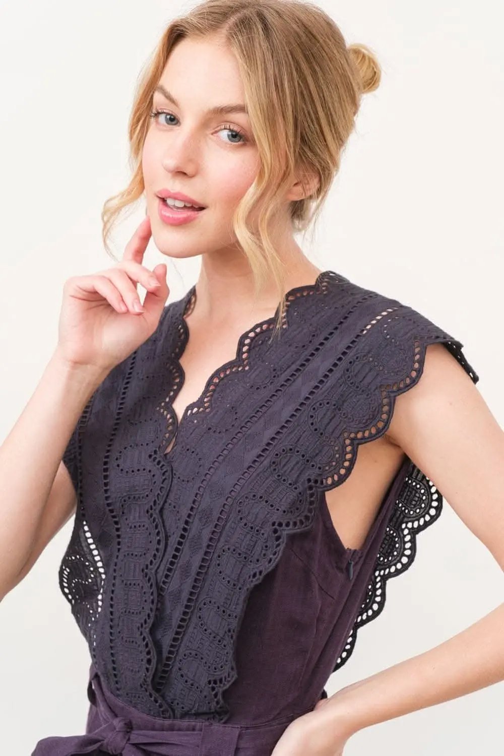 Elegant lace surplice jumpsuit - Love Salve 