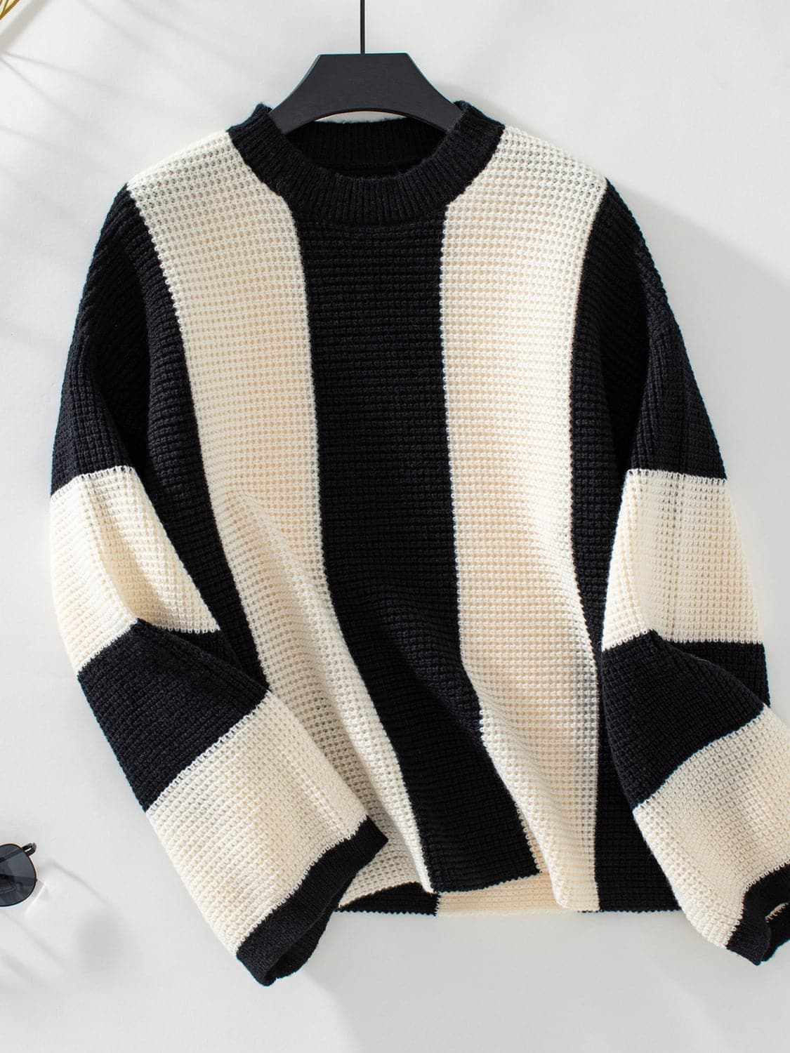 Color block knit sweater - round neck - Love Salve 