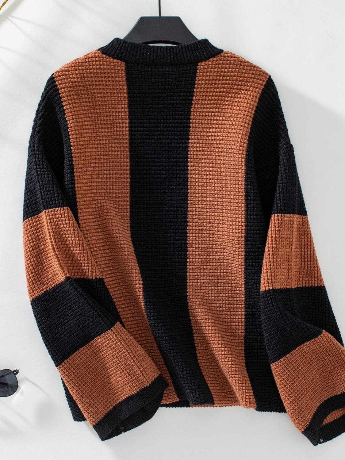Color block knit sweater - round neck - Love Salve 