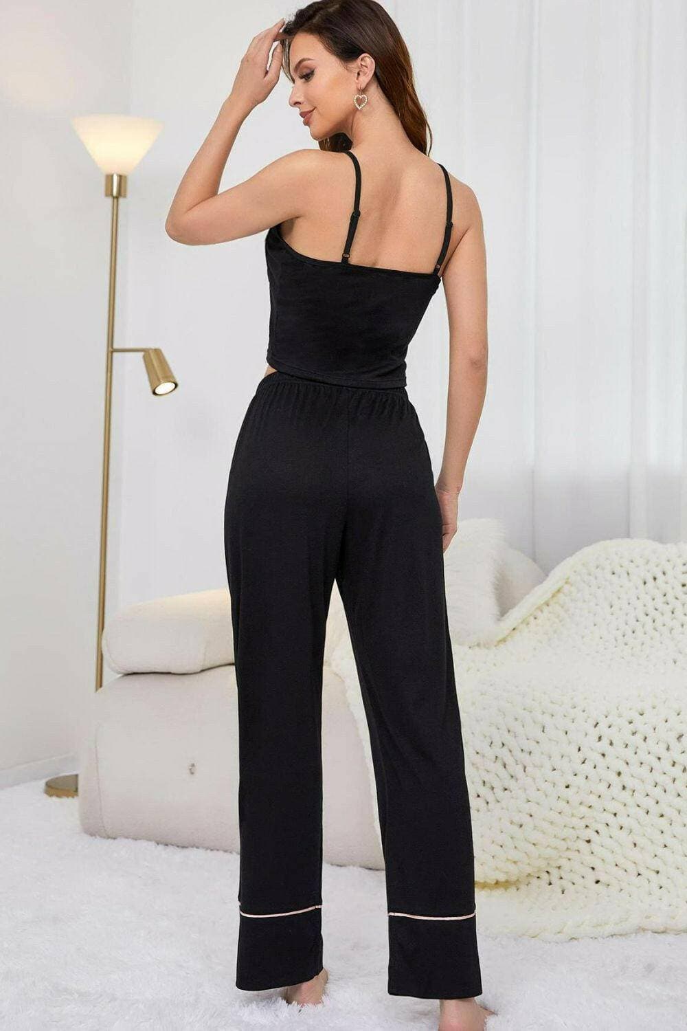 Chic Contrast Trim Coordinating Lounge Outfit with Cropped Top and PanChic Contrast Trim Coordinating Lounge Outfit with Cropped Top and Pants
 Step up your loungewear game with the Chic Contrast Trim Coordinating Lounge Outfit, a perfLove Salve Chic Contrast Trim Coordinating Lounge Outfitlounge