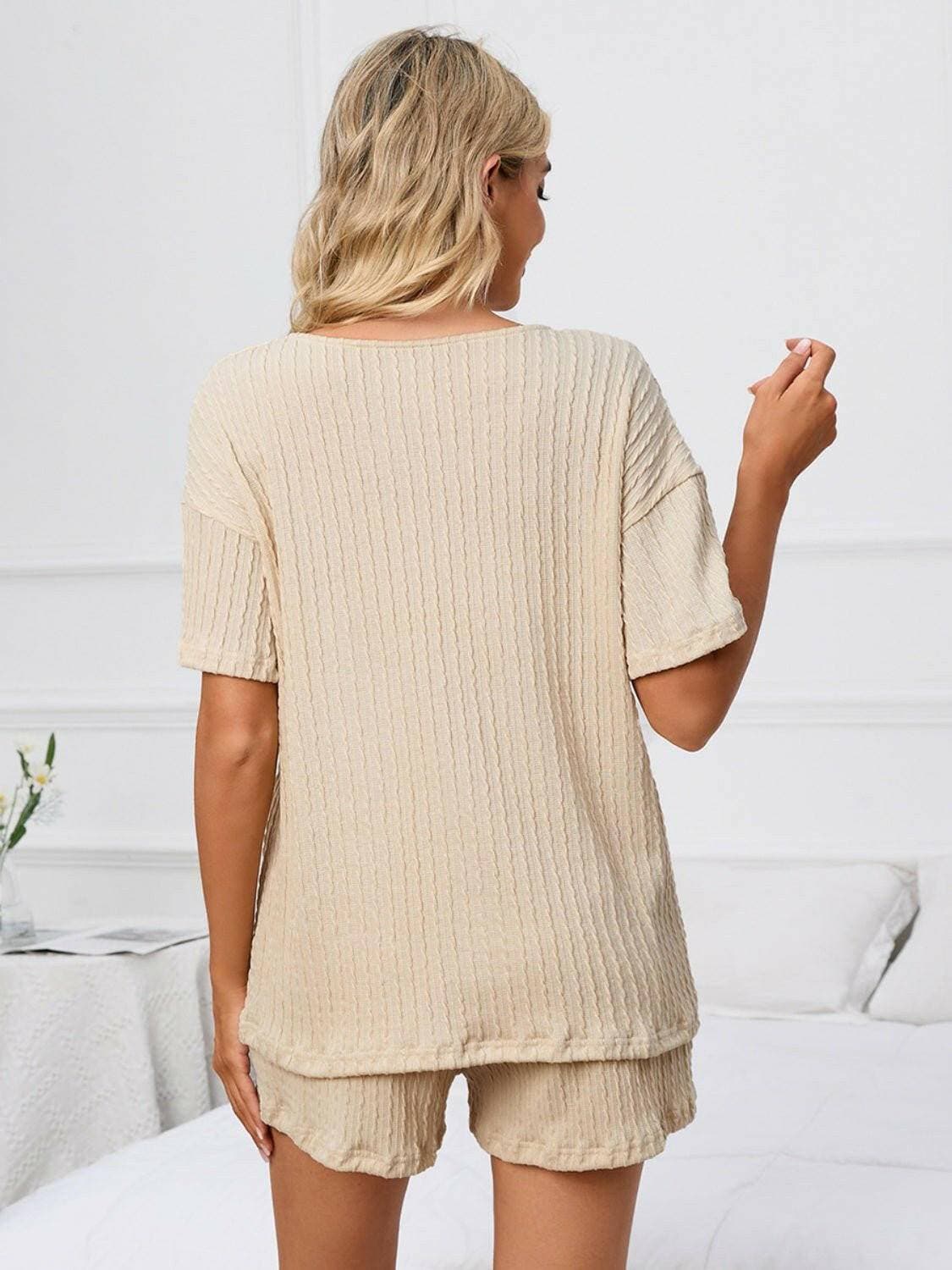 Cozy Notch Sleeve Lounge SetCozy Notch Sleeve Lounge Set
 Indulge in the perfect blend of comfort and style with our Cozy Notch Sleeve Lounge Set. Designed for those who seek both relaxation anLove Salve Cozy Notch Sleeve Lounge Setlounge