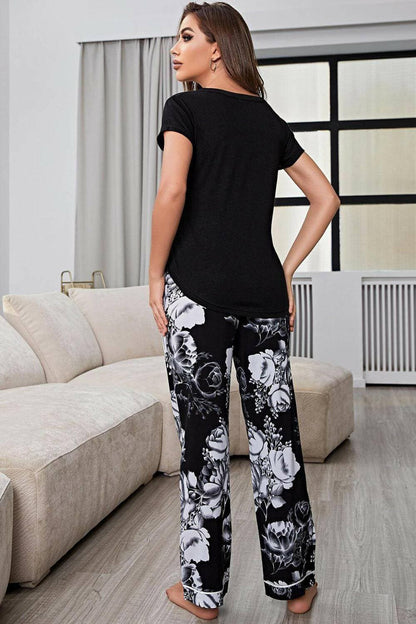 Vibrant Floral V-Neck Lounge Set with Soft PantsVibrant Floral V-Neck Lounge Set with Soft Pants
 Upgrade your loungewear collection with our Vibrant Floral V-Neck Lounge Set, a perfect blend of style and comfort!Love Salve -Neck Lounge Setlounge