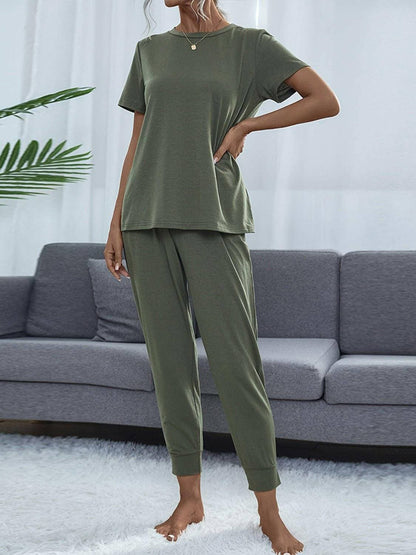 Stylish Round Neck Top and Trendy Pants Set for Fashionable LooksUpgrade Your Style with Our Stylish Round Neck Top and Trendy Pants Set
 Elevate your fashion game with our exclusive two-piece set, perfect for individuals who wantLove Salve Stylish Round Neck Toplounge