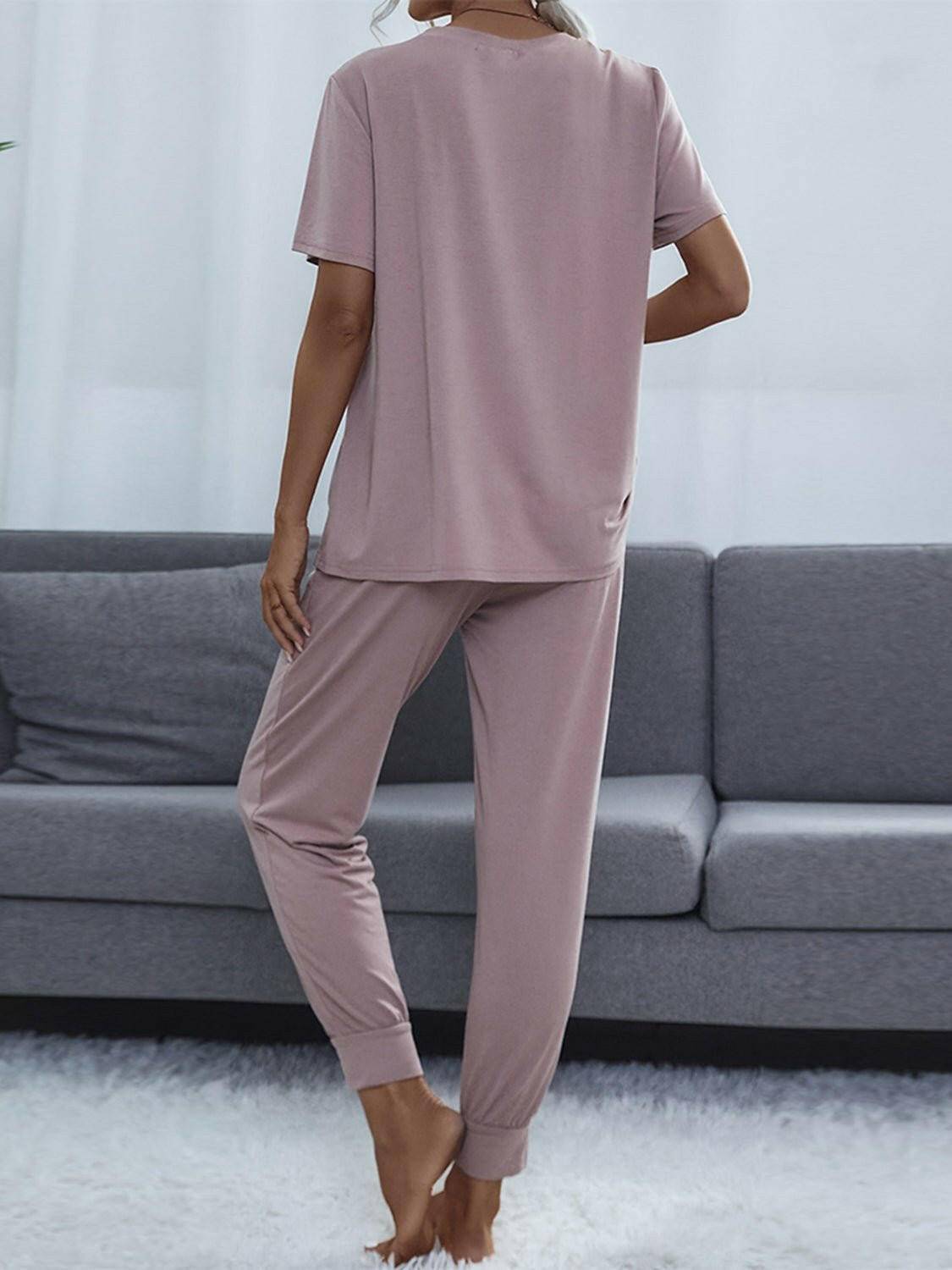 Stylish Round Neck Top and Trendy Pants Set for Fashionable LooksUpgrade Your Style with Our Stylish Round Neck Top and Trendy Pants Set
 Elevate your fashion game with our exclusive two-piece set, perfect for individuals who wantLove Salve Stylish Round Neck Toplounge