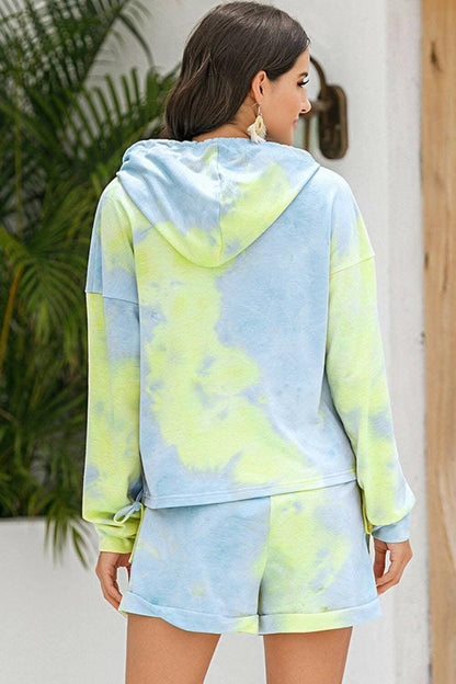 Comfy Tie-Dye Hoodie and Shorts EnsembleUpgrade Your Style with our Comfy Tie-Dye Hoodie and Shorts Ensemble
 
 Stay on-trend with this 2-piece set featuring a fashionable tie-dye pattern
 Perfect for casuLove Salve Comfy Tie-Dye Hoodielounge