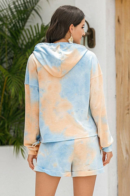 Comfy Tie-Dye Hoodie and Shorts EnsembleUpgrade Your Style with our Comfy Tie-Dye Hoodie and Shorts Ensemble
 
 Stay on-trend with this 2-piece set featuring a fashionable tie-dye pattern
 Perfect for casuLove Salve Comfy Tie-Dye Hoodielounge