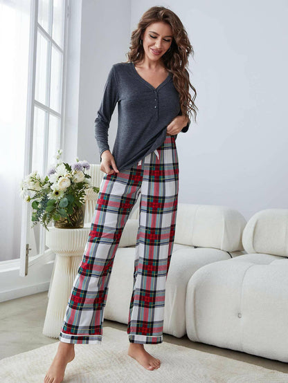 Chic Plaid V-Neck Lounge Set with Buttoned Top and Stylish PantsExperience Effortless Style and Comfort
 
 
Chic Plaid Design: Stand out in style with this chic lounge set featuring a trendy plaid pattern on the stylish pants.
 
Love Salve -Neck Lounge Setlounge