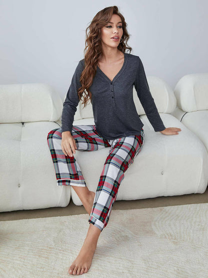 Chic Plaid V-Neck Lounge Set with Buttoned Top and Stylish PantsExperience Effortless Style and Comfort
 
 
Chic Plaid Design: Stand out in style with this chic lounge set featuring a trendy plaid pattern on the stylish pants.
 
Love Salve -Neck Lounge Setlounge