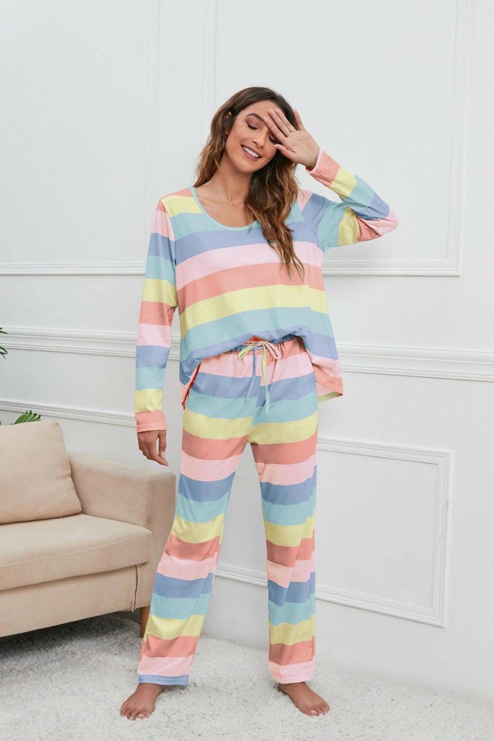 Cozy Striped Lounge Set with Adjustable Drawstring Waist and Round NecExperience Unmatched Comfort and Style
 
 
Customized Fit: Adjust the drawstring waist for personalized comfort
 
Soft and Luxurious: Crafted from a premium blend ofLove Salve Cozy Striped Lounge Setlounge