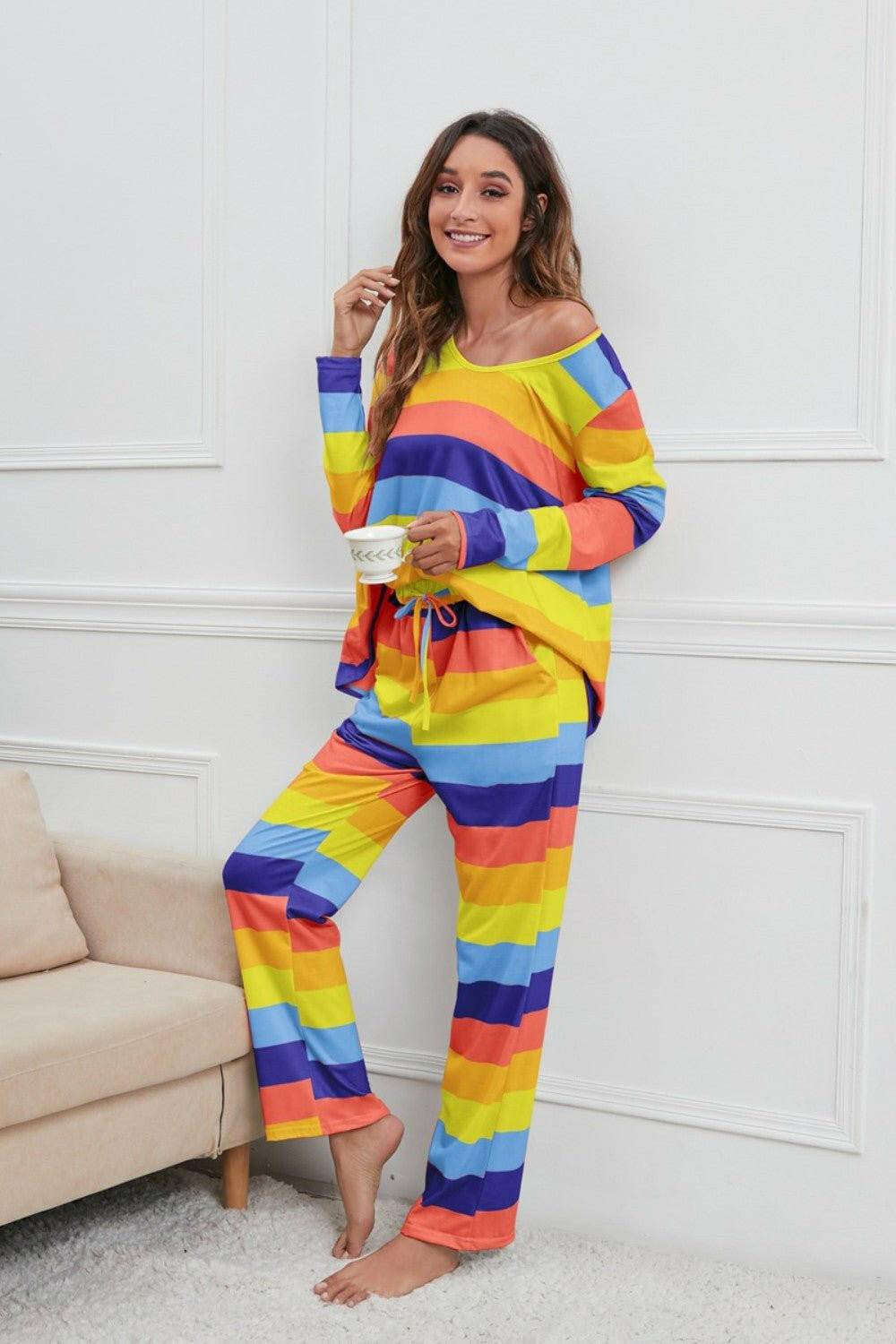 Cozy Striped Lounge Set with Adjustable Drawstring Waist and Round NecExperience Unmatched Comfort and Style
 
 
Customized Fit: Adjust the drawstring waist for personalized comfort
 
Soft and Luxurious: Crafted from a premium blend ofLove Salve Cozy Striped Lounge Setlounge