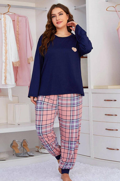 Heartfelt Comfort Plus Size Lounge Set with Joggers for WomenExperience Luxurious Comfort with our Heartfelt Comfort Plus Size Lounge Set
 
 Indulge in the perfect blend of style and coziness with our Heartfelt Comfort Plus SiLove Salve Size Lounge Setlounge