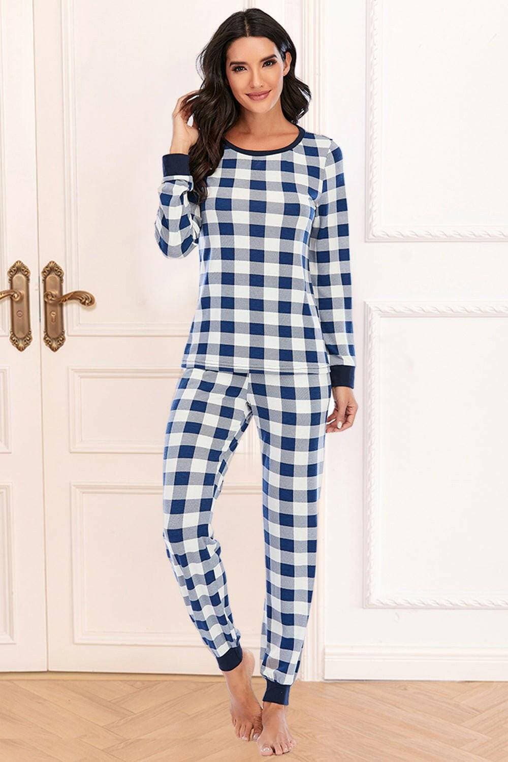 Chic Plaid Coordinated SetChic Plaid Coordinated Set
 Upgrade your style effortlessly with our exclusive Chic Plaid Coordinated Set. This set is designed to redefine your fashion statement byLove Salve Chic Plaid Coordinated Setlounge