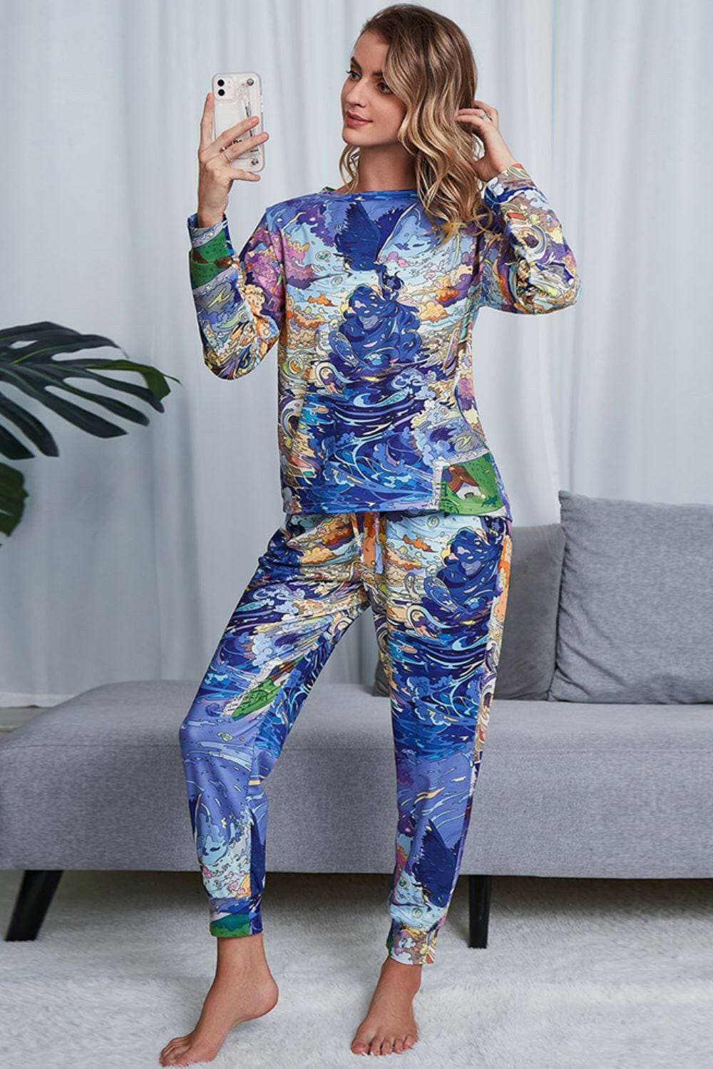 Trendy Tie-Dye Lounge Set: Comfy Crewneck Top and JoggersTrendy Tie-Dye Lounge Set: Comfy Crewneck Top and Joggers
 Unwind in style and comfort with our Trendy Tie-Dye Lounge Set, the epitome of luxurious loungewear. This Love Salve Trendy Tie-Dye Lounge Setlounge