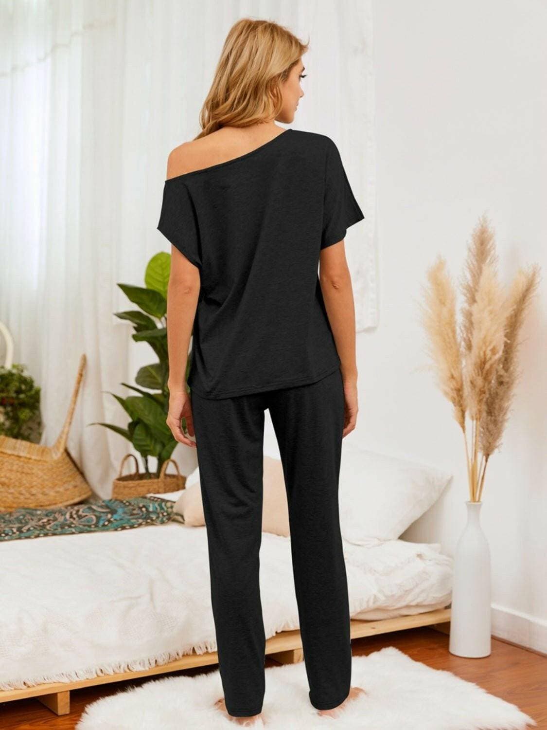 Cotton Boat Neck Lounge Ensemble with a Cozy TouchCotton Boat Neck Lounge Ensemble with a Cozy Touch
 Step into the epitome of comfort and style with our Cotton Boat Neck Lounge Ensemble. Elevate your loungewear gamLove Salve Cotton Boat Neck Lounge Ensemblelounge