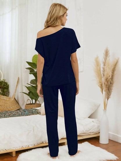 Cotton Boat Neck Lounge Ensemble with a Cozy TouchCotton Boat Neck Lounge Ensemble with a Cozy Touch
 Step into the epitome of comfort and style with our Cotton Boat Neck Lounge Ensemble. Elevate your loungewear gamLove Salve Cotton Boat Neck Lounge Ensemblelounge