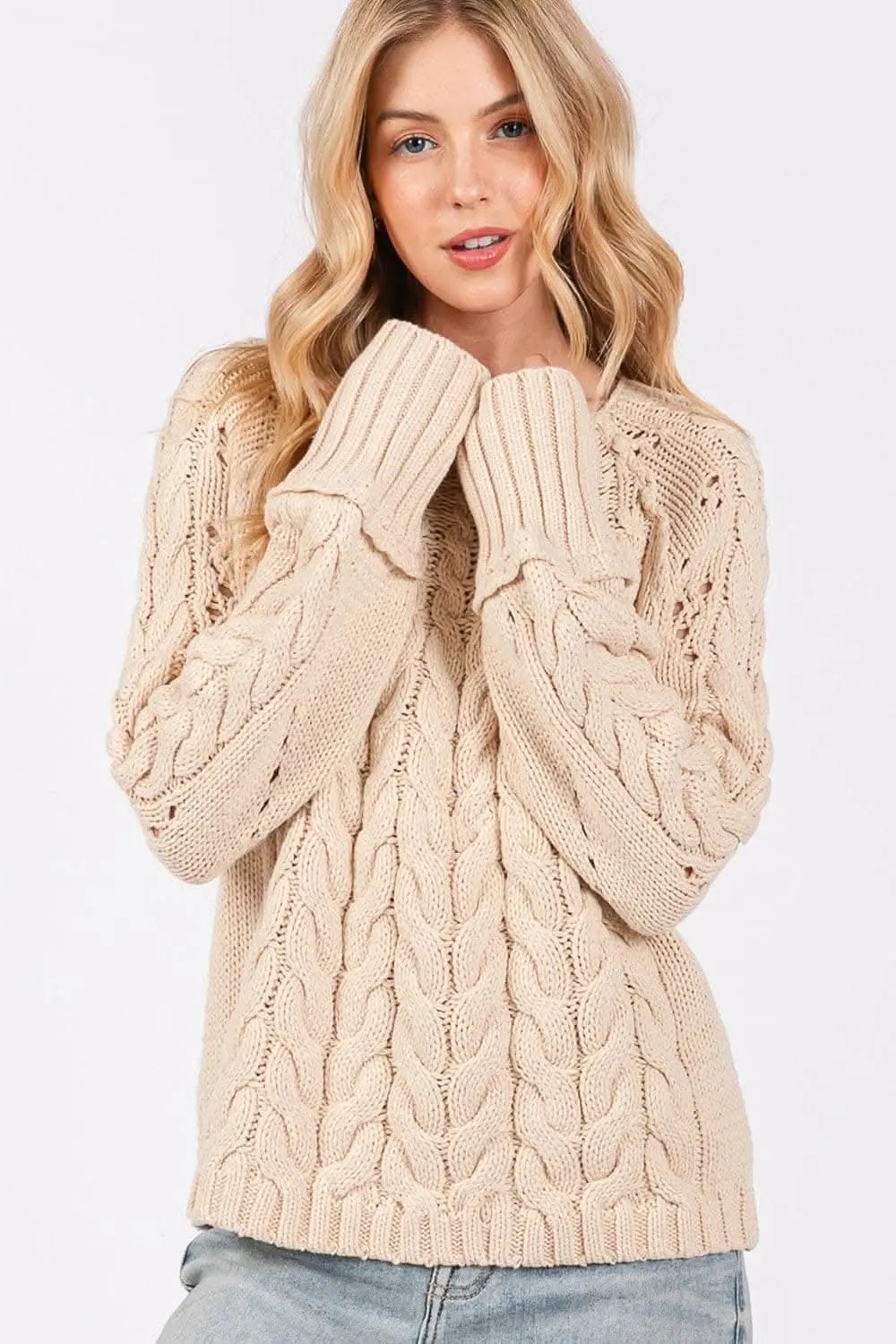 Cozy oversized cable-knit sweater - Love Salve 