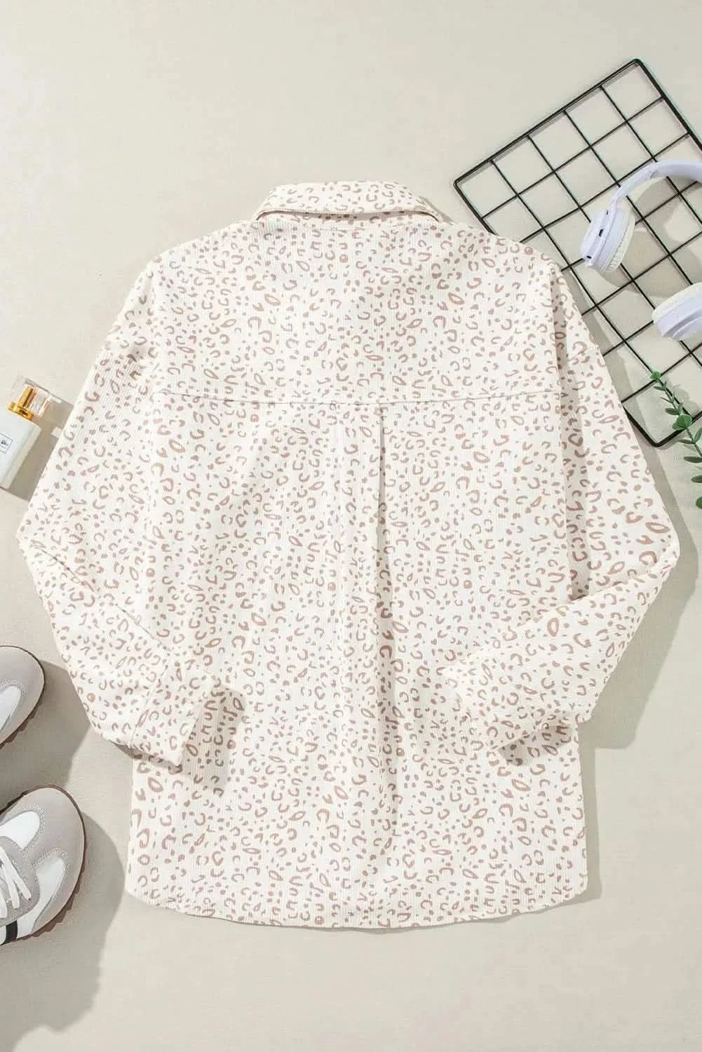 Leopard print shoulder jacket - Love Salve 