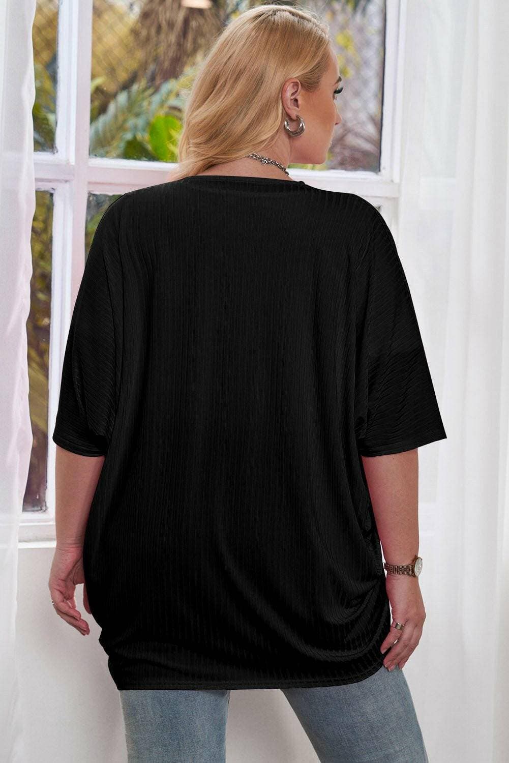 Ribbed Cocoon Plus Size Sheer Cover-UpUpgrade Your Poolside Glam with the Ribbed Cocoon Plus Size Sheer Cover-Up
 
 
Style: Elevate your beach look with this chic and versatile cover-up.
 
Sheer: The perLove Salve Size Sheer Cover-plus