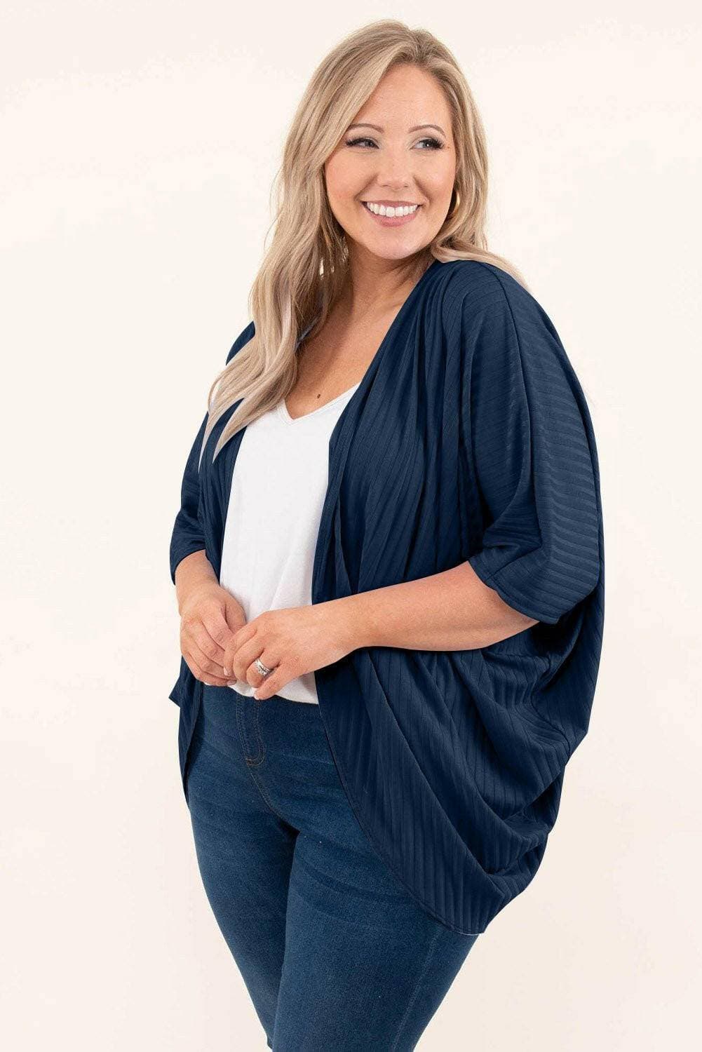 Ribbed Cocoon Plus Size Sheer Cover-UpUpgrade Your Poolside Glam with the Ribbed Cocoon Plus Size Sheer Cover-Up
 
 
Style: Elevate your beach look with this chic and versatile cover-up.
 
Sheer: The perLove Salve Size Sheer Cover-plus