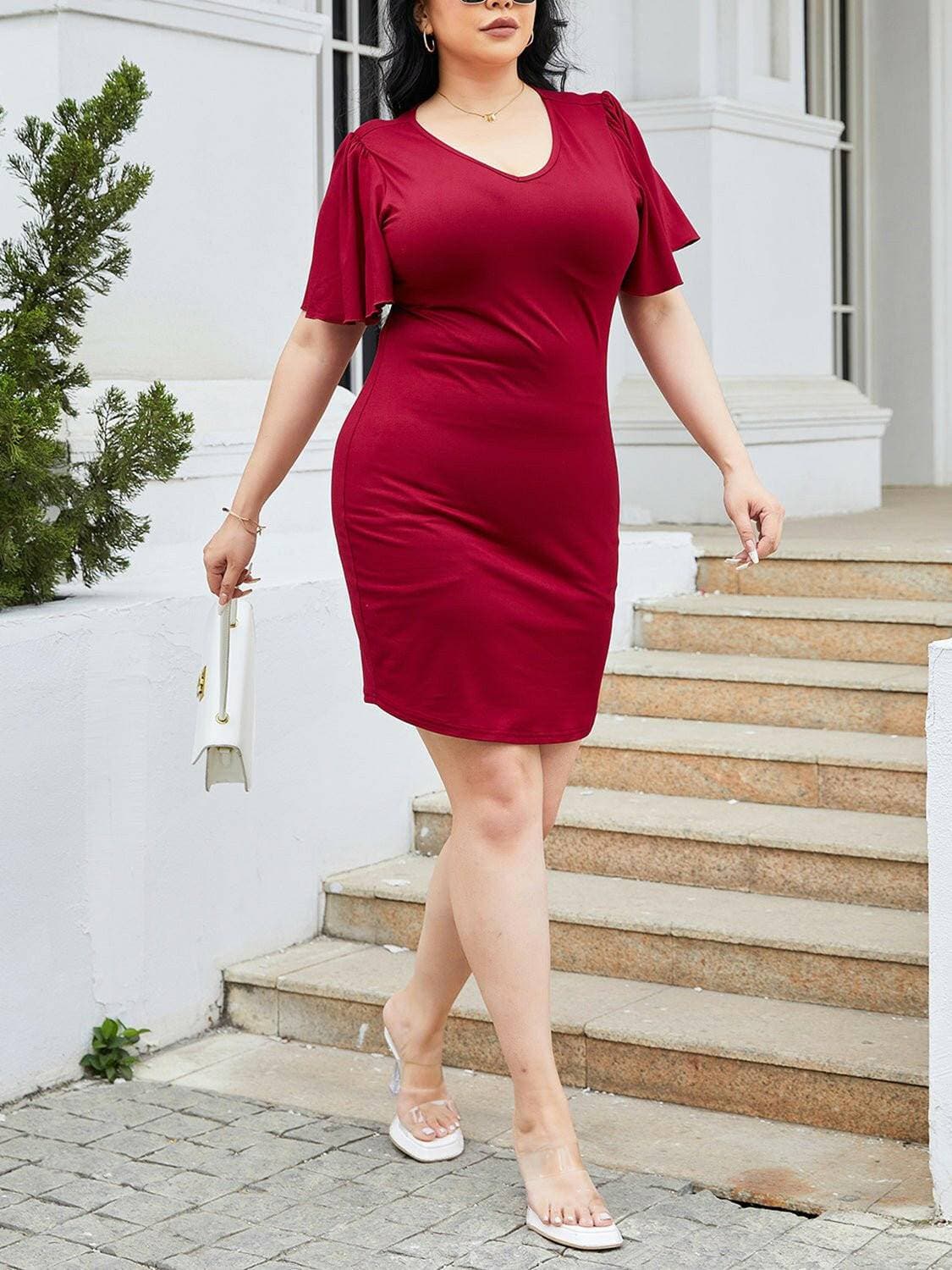 Flouncy Sleeve Plus Size Short DressUpgrade Your Wardrobe with Flouncy Sleeve Plus Size Short Dress
 
 
Flattering Fit: Embrace your curves in this stylish plus-size short dress designed to flatter youLove Salve Size Short Dressplus